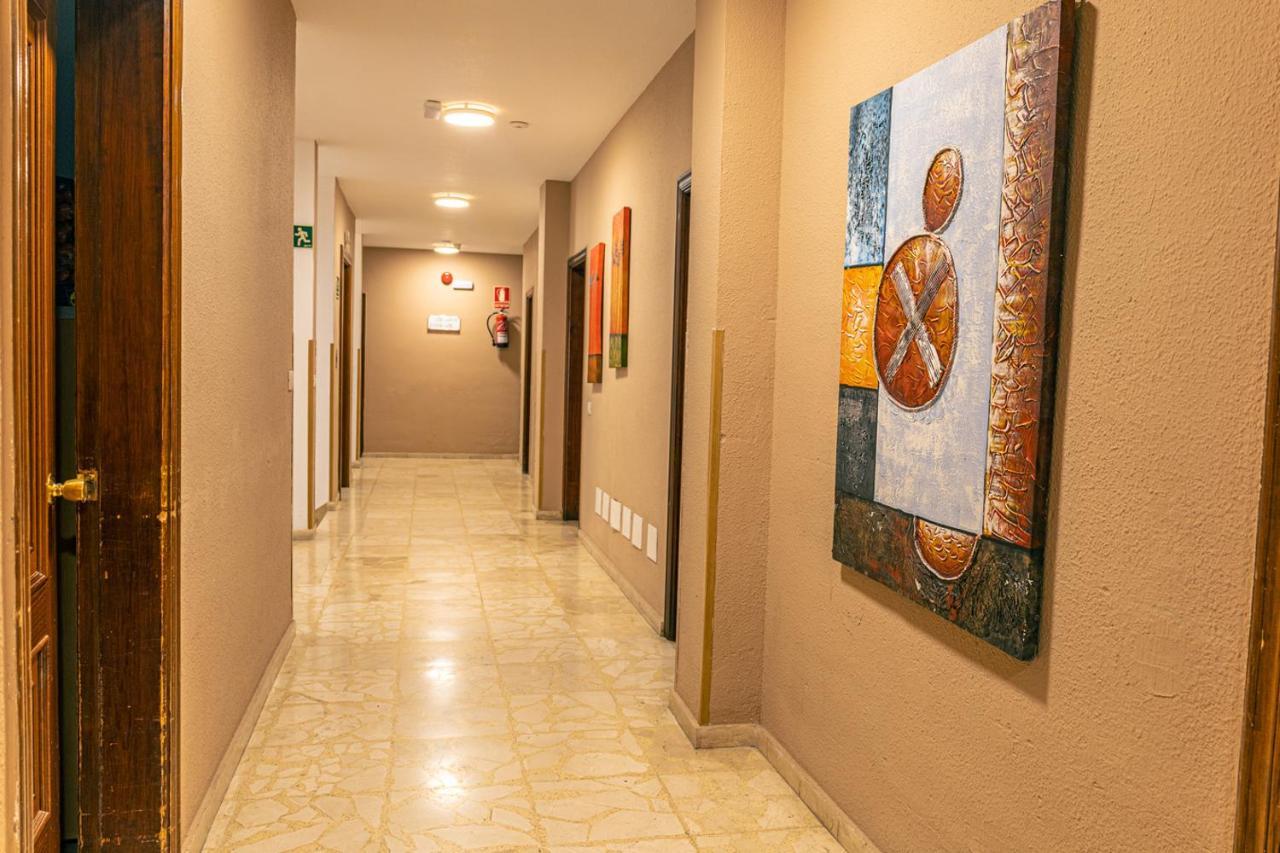Hotel Aeropuerto Sur Сан-Исидро Экстерьер фото